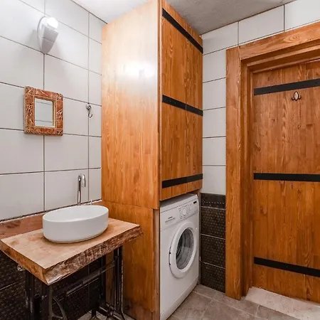 Central Stone Loft - 2 Mins Beach - 5 Mins Marina Σπίτι διακοπών Ayvalı